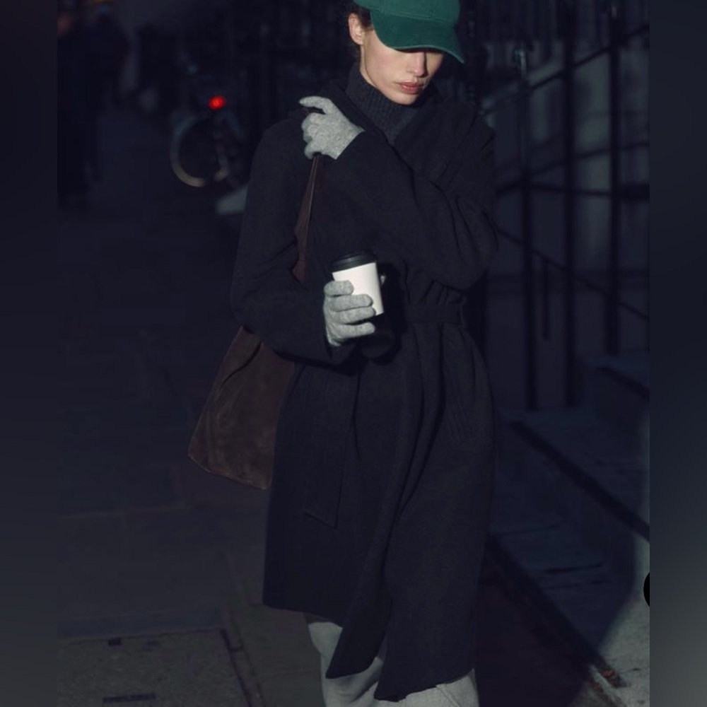 ZARA BELTED WOOL
BLEND COAT LIMITED EDITION